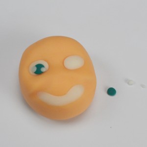 Fondant Face Modelling by Rosie Cake-Diva