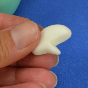 Modelling fondant hands with Rosie Cake Diva