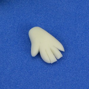 Modelling fondant hands with Rosie Cake Diva