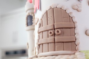 Rosie Cake-Diva - Knight's Castle Craftsy Class Castle Cakes